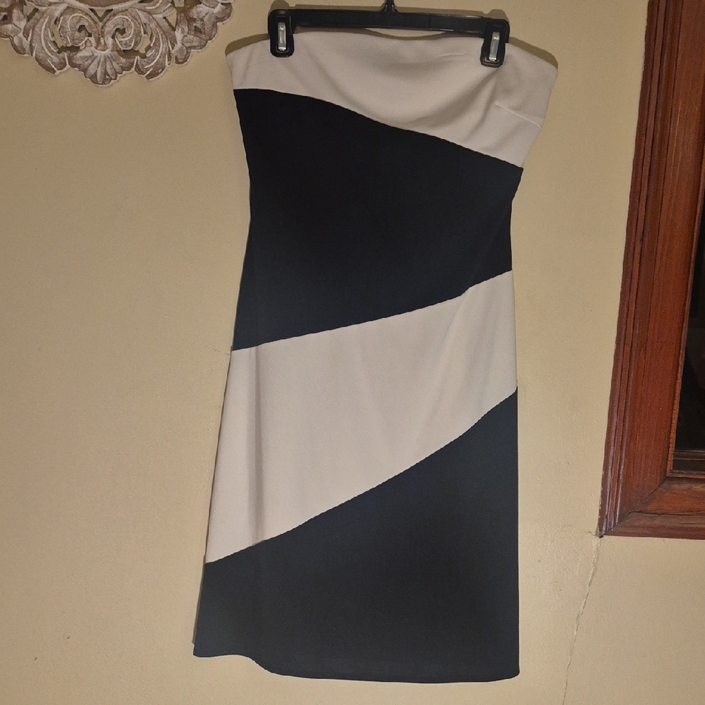 Express Black and Cream Pencil Skirt